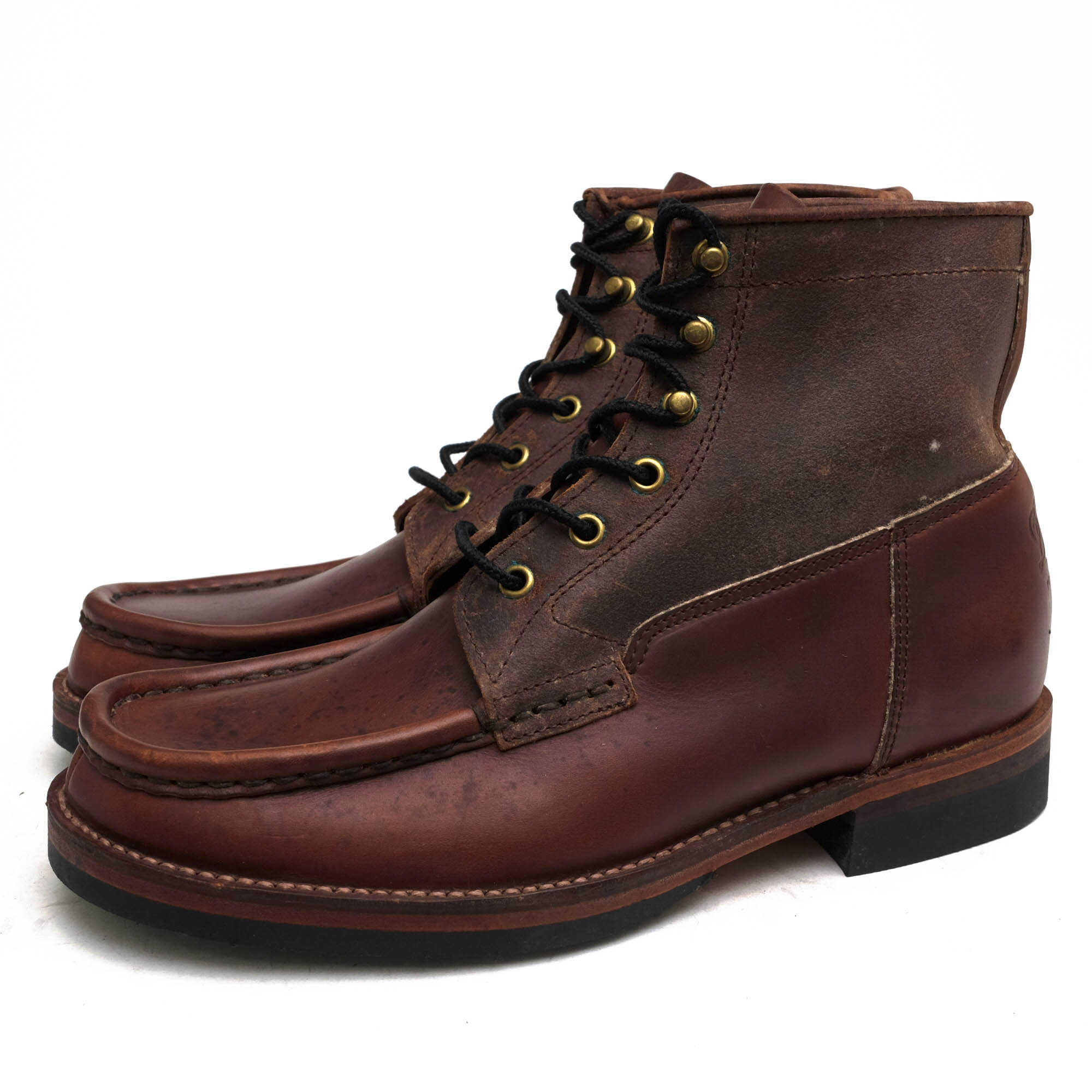 【商品詳細】◆ブランド名 Danner◆サイズ表記 US8◆日本サイズ参考 約26.0cm◆サイズ詳細 アウトソール靴底全長 約29.5cm、アウトソール靴底幅 約10.5cm、ヒール高さ 約3cm、