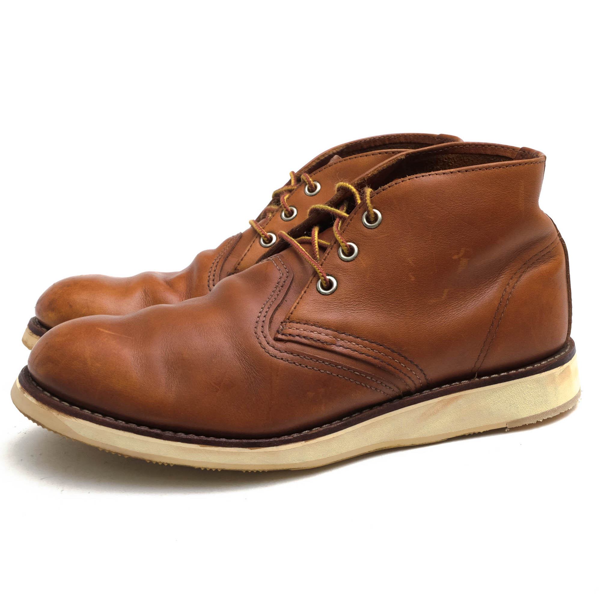 【商品詳細】◆ブランド名 RED WING◆サイズ表記 US9◆日本サイズ参考 約27.0cm◆サイズ詳細 アウトソール 約30.7cm ワイズ 約11cm ヒール 約2.7cm ブーツ高さ 約13c